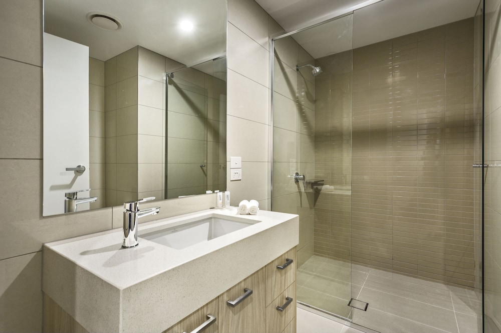 Executive Apartment, 2 Bedrooms thumbnail 6