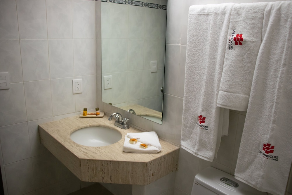 Executive Room - Photo 2