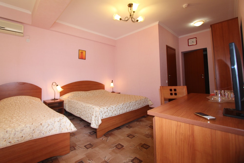 Triple Room photo 2