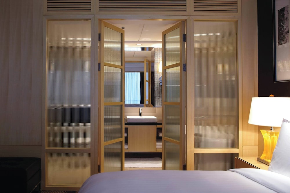 Suite, 1 Bedroom photo 2