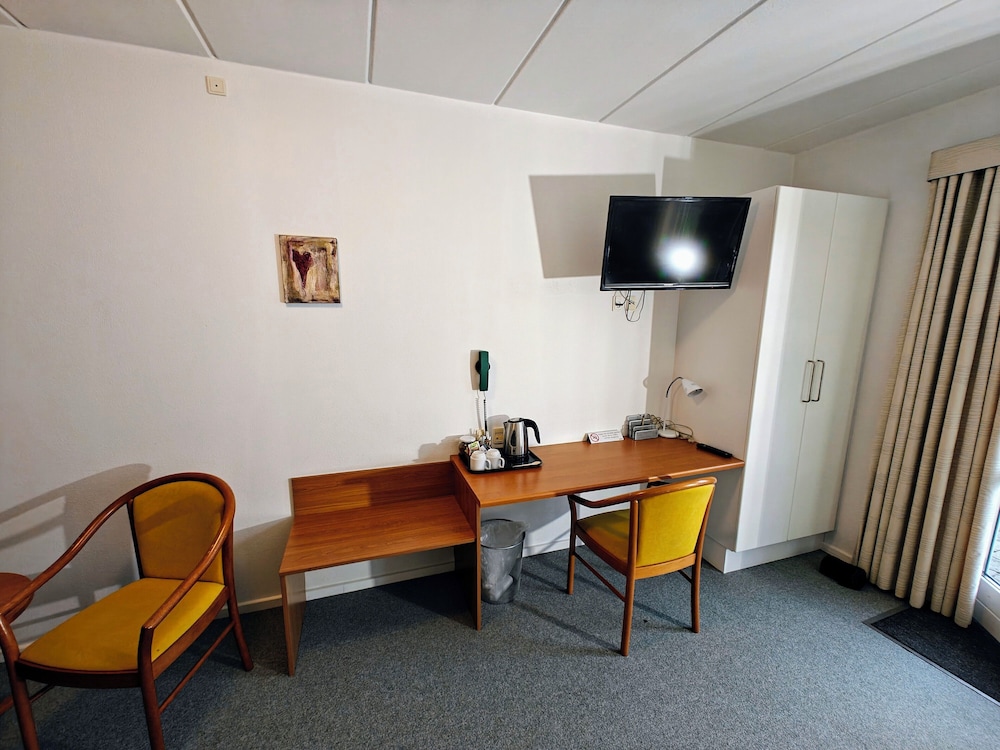 Double Room, 1 Double Bed with Sofa bed photo 2