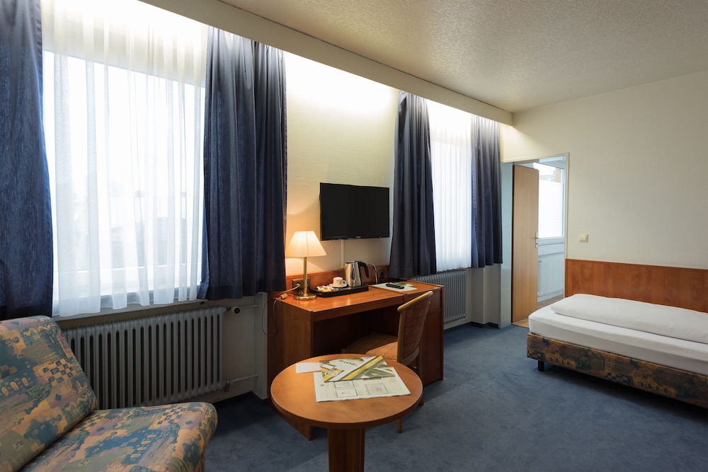 Standard Single Room, 1 Twin Bed photo 3