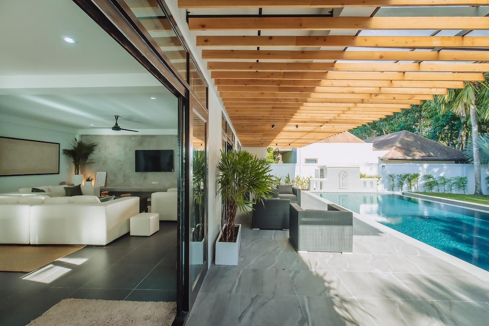 Villa, Smoking