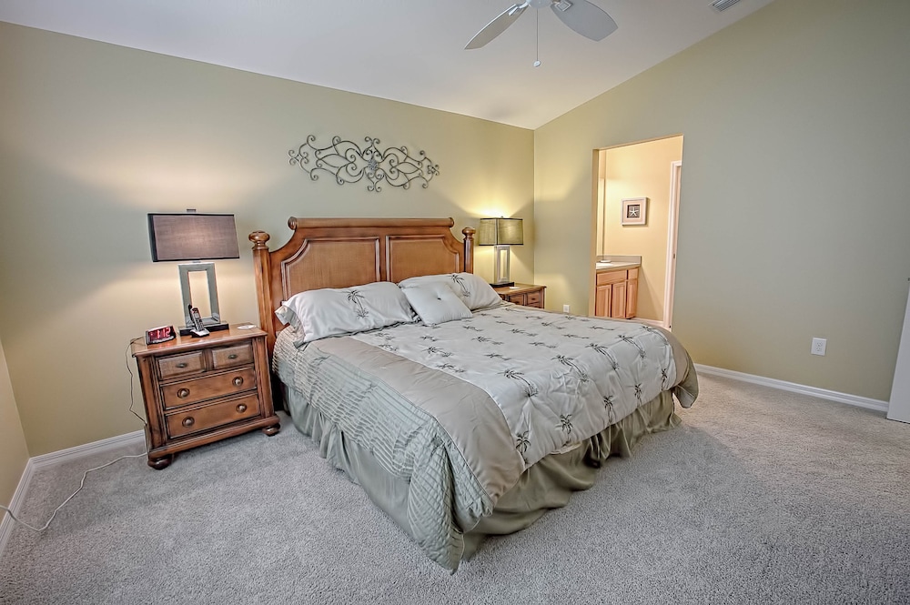 House, 2 Bedrooms photo 1