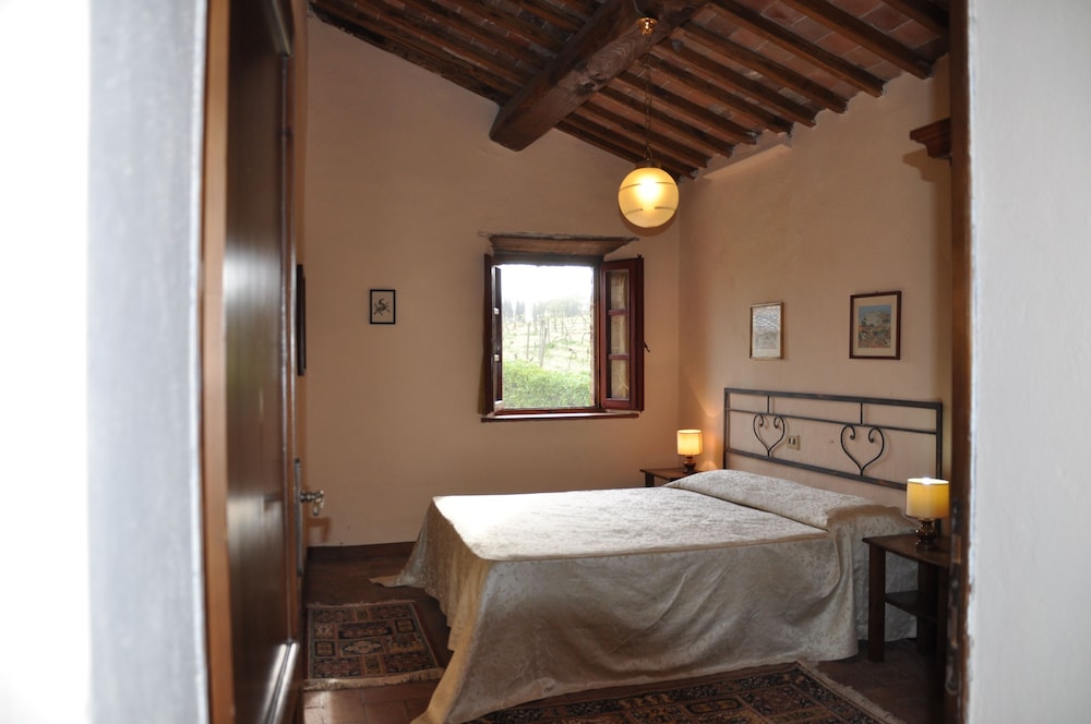 Duplex, 2 Bedrooms, Kitchenette, Park View photo 2