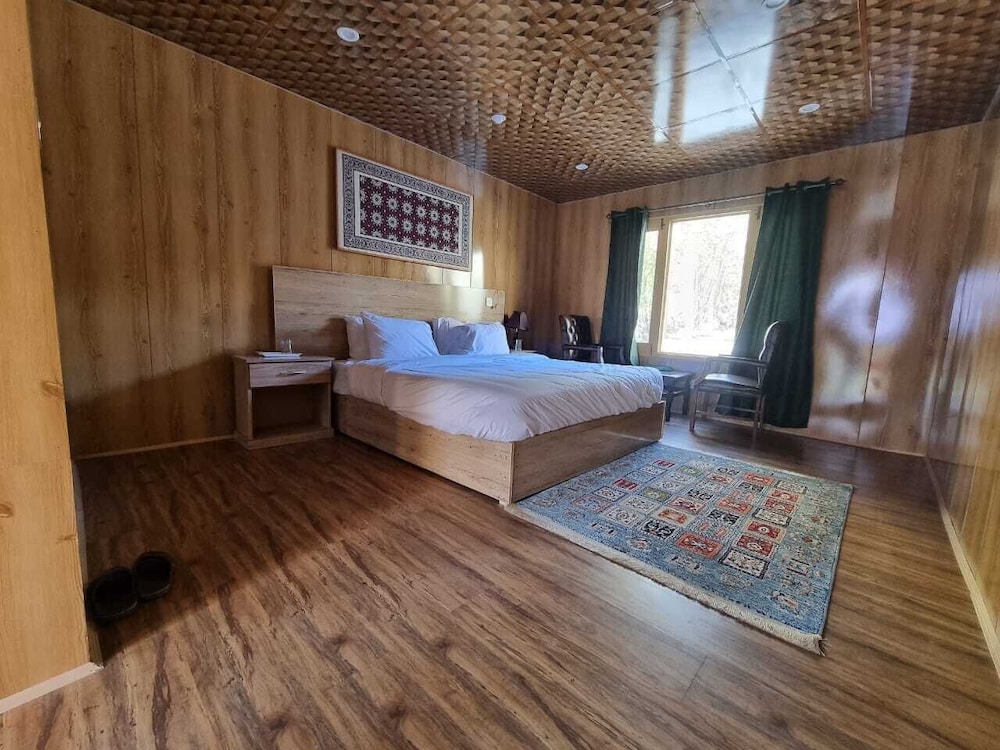 Basic Double Room photo 3