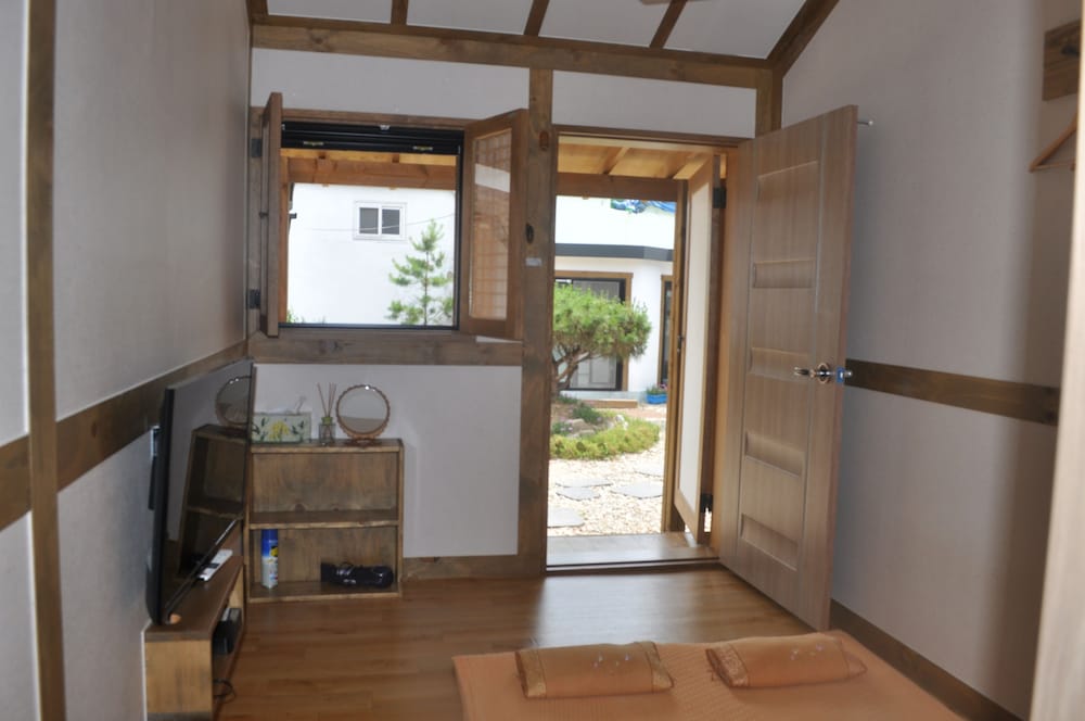 Twin Room photo 1