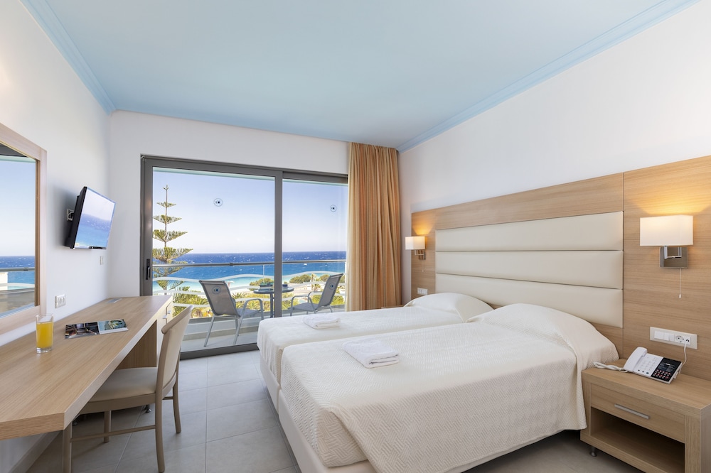 Superior Twin Room, Sea View