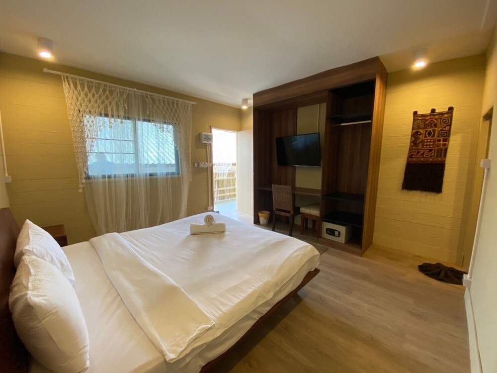 Deluxe Double Room - Photo 1