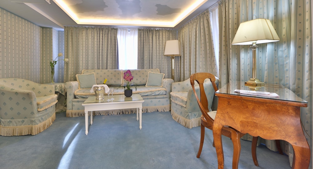 Junior Suite