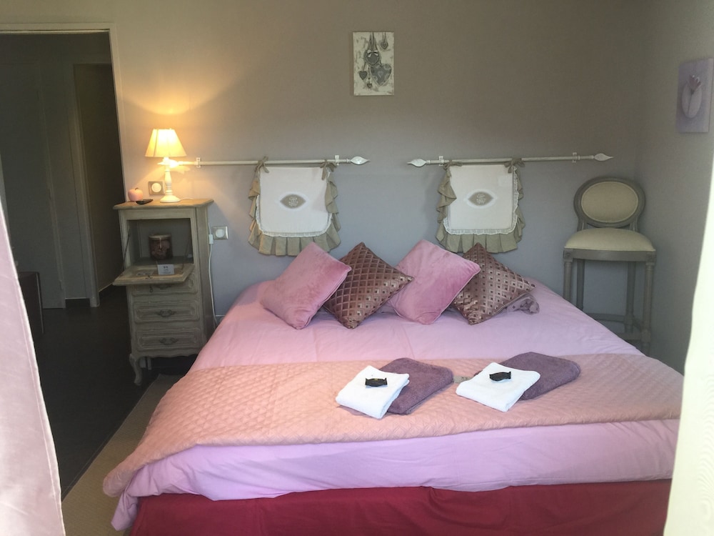 Double Room (La taupe poudrée)