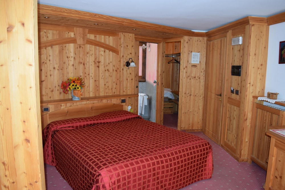 Studio Suite, Balcony, Mountain View photo 1