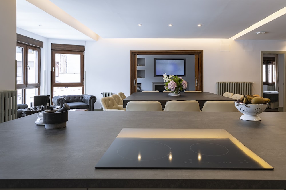 Luxury Suite photo 2