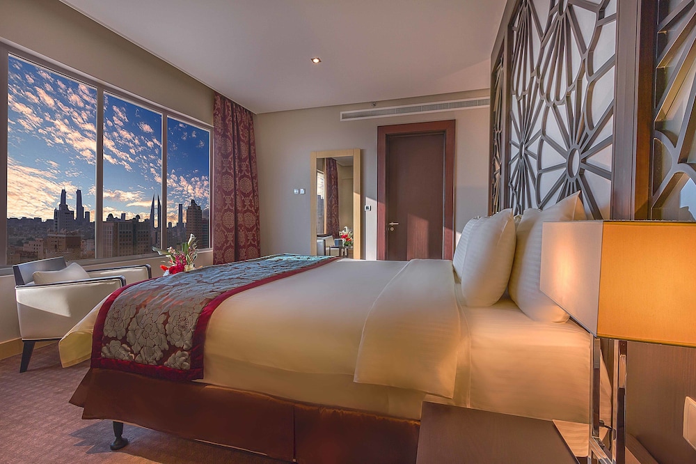 Deluxe Room, 2 Twin Beds, Non Smoking (View) - Photo 10