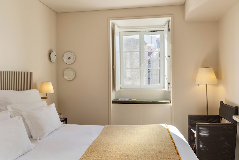 Alfama Standard Room