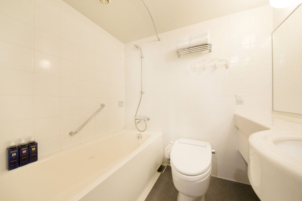 Triple Room, 3 Bedrooms, Smoking photo 3