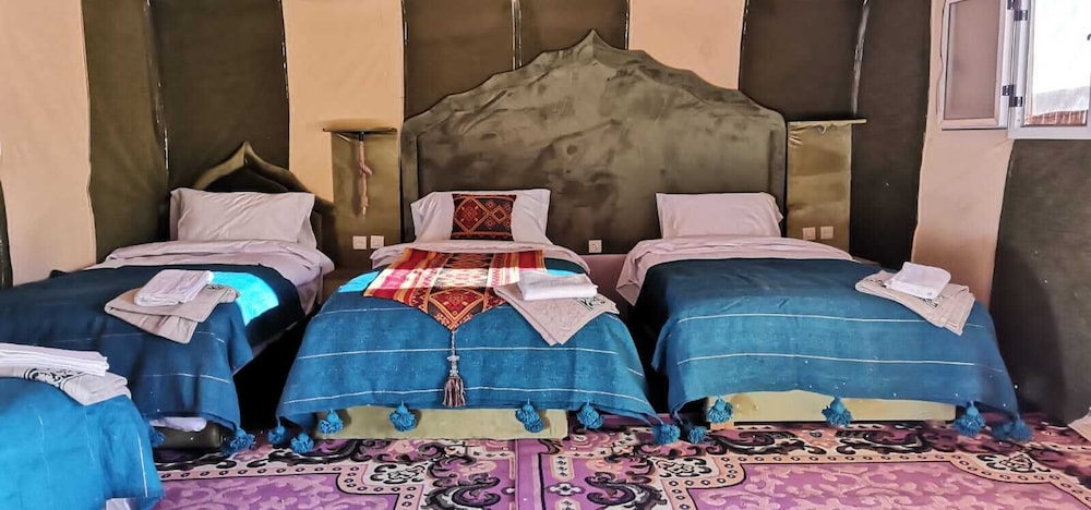 Luxury Tent, 4 Bedrooms, Accessible photo 1