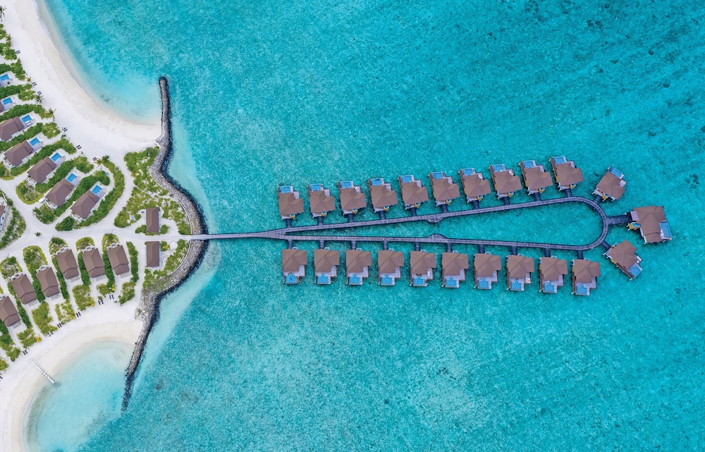 Water Villa (Private Pool) - Photo 4