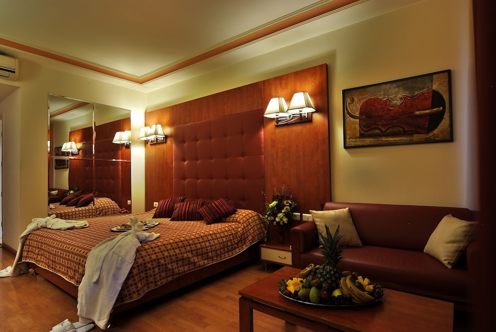 Superior Room, Sea View - Photo 6