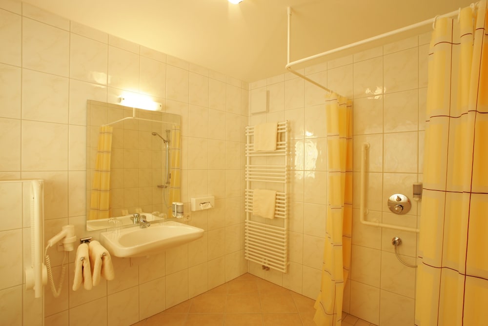 Comfort Double Room, 1 Bedroom, Accessible, Terrace - Photo 7