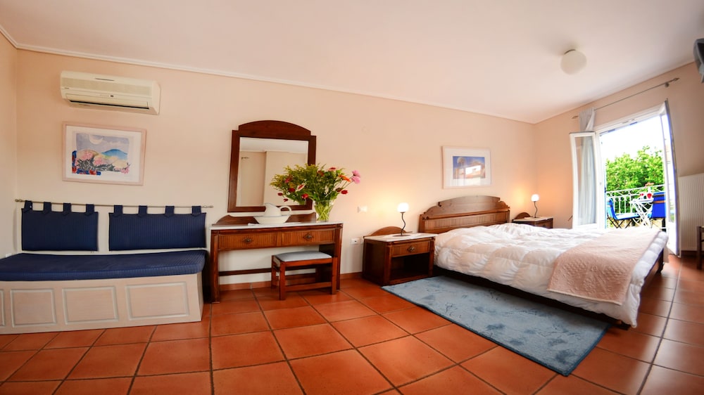 Double Room, Partial Sea View photo 1