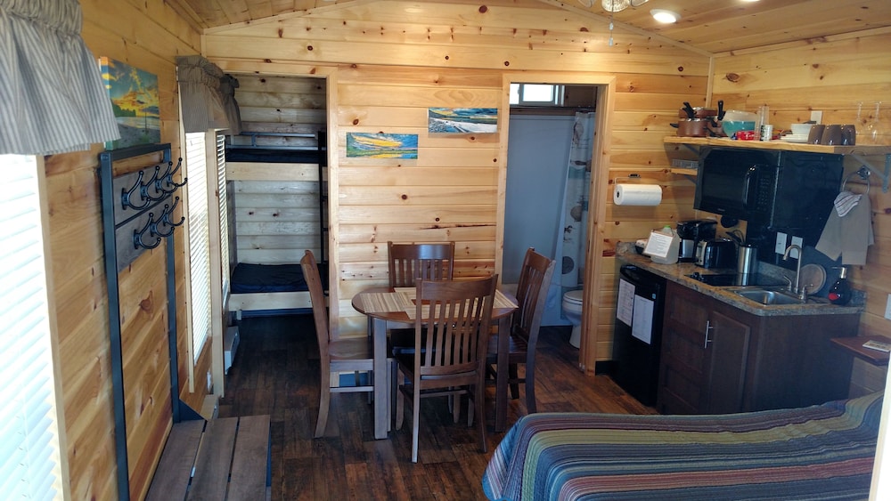 Deluxe Cabin, Multiple Beds, Non Smoking, Beach View photo 1