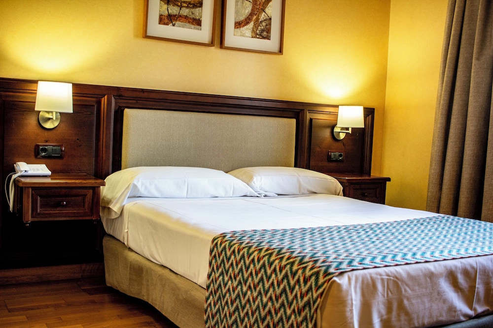 Basic Double Room Single Use photo 3