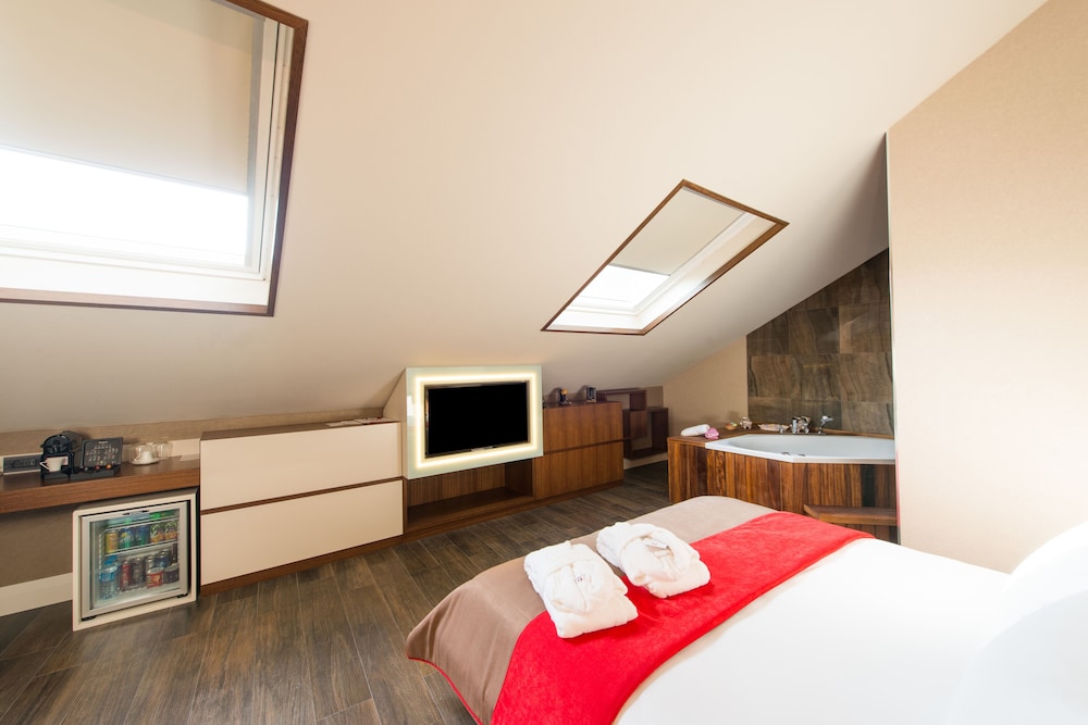 SUITE ODA photo 3