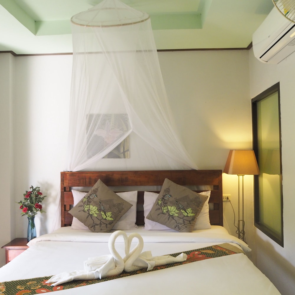 Honeymoon Room photo 1