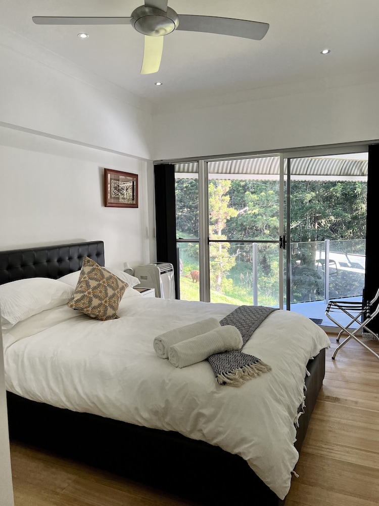 Standard Suite, 1 Bedroom, Shared Bathroom photo 1