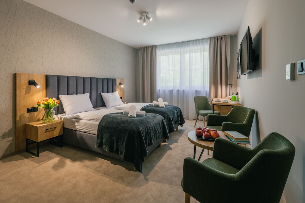 Premium Twin Room photo 2
