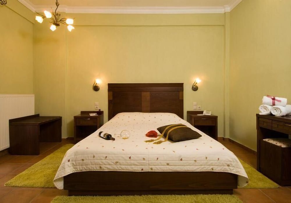Double or Twin Room, Garden View - Photo 4