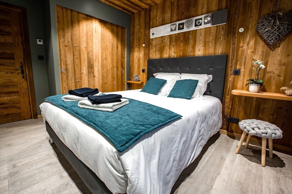 Standard Double Room, Patio, Mountain View photo 2