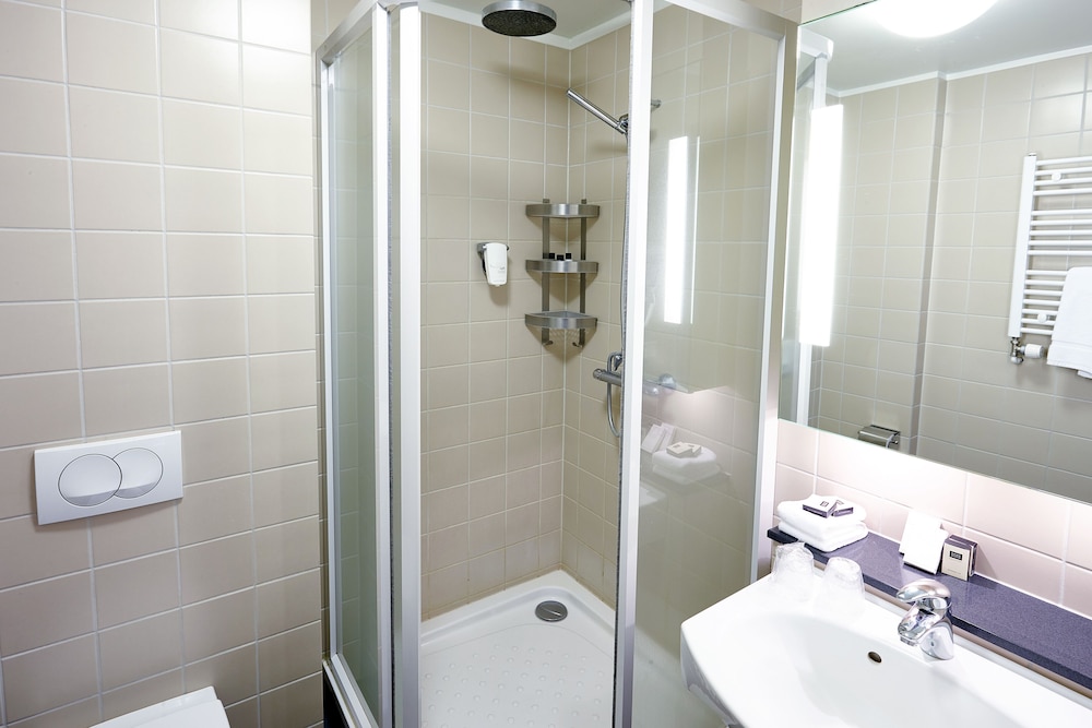 Standard Double Room - Photo 2