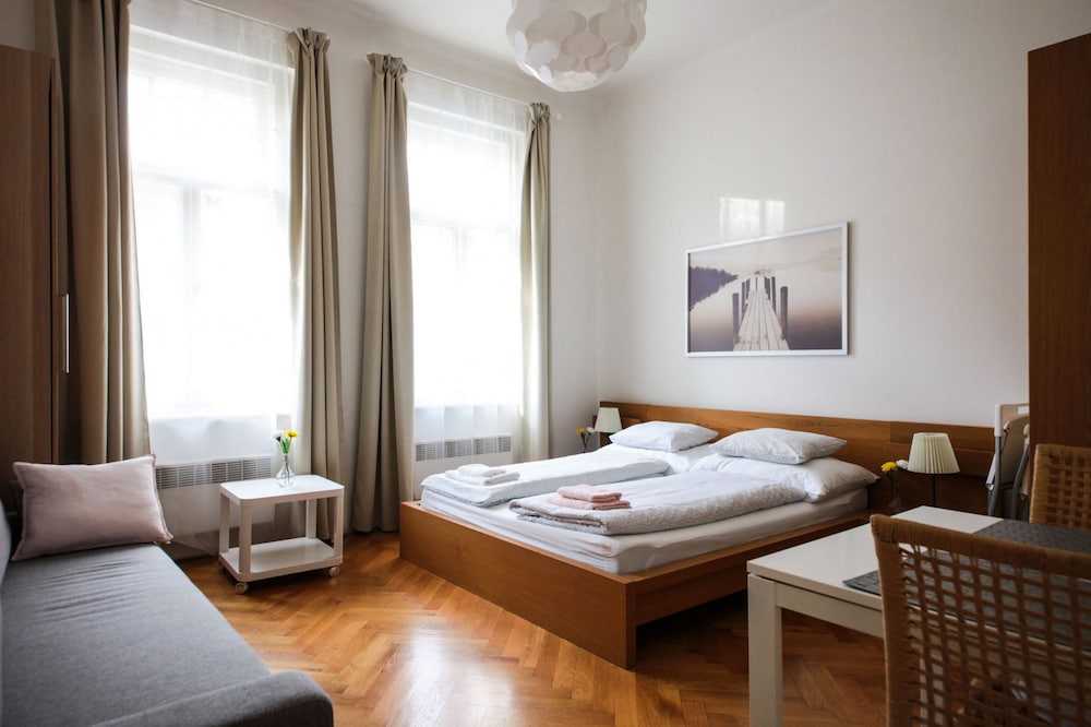 City Apartment (#411)