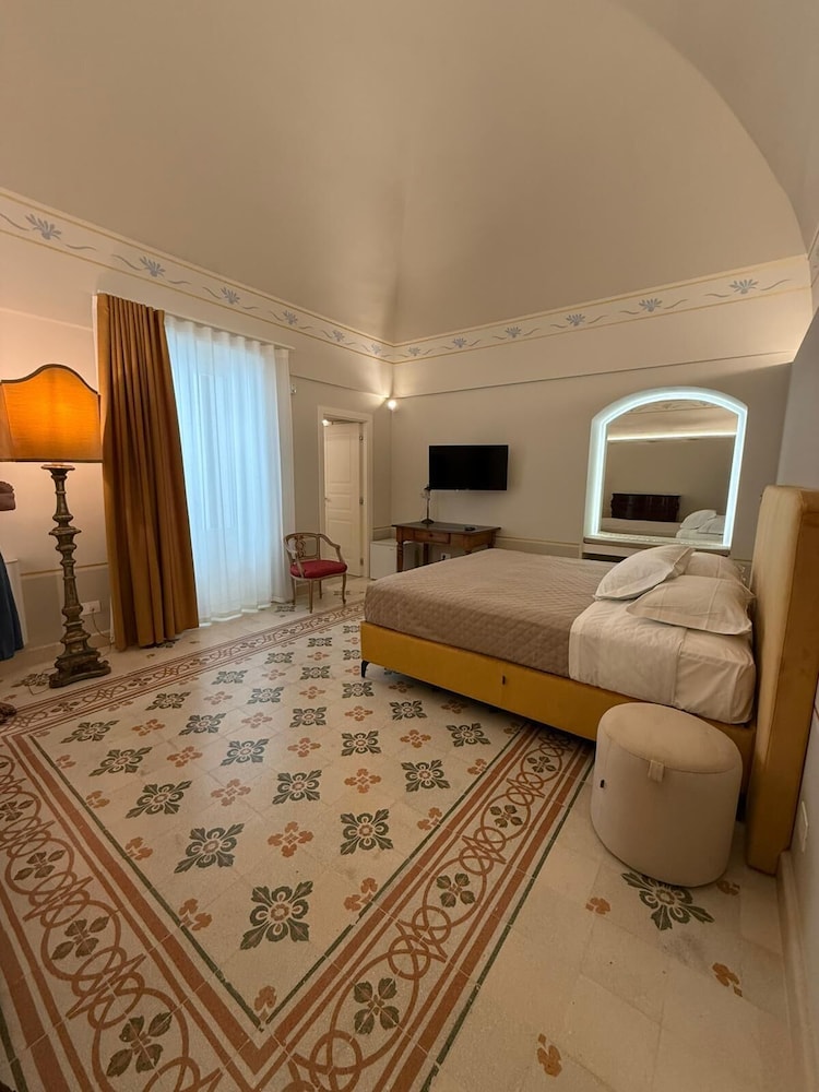 Suite Deluxe 102