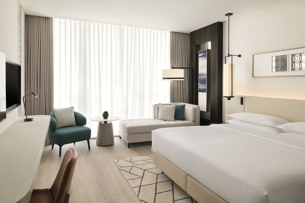 Family Room, Multiple Beds