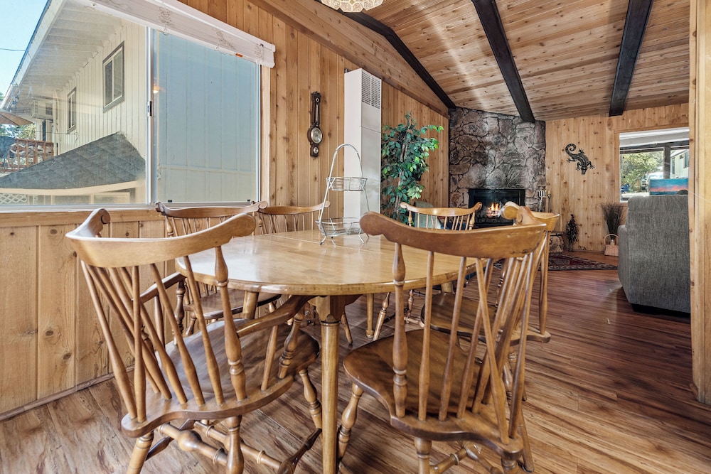 Basic Cabin photo 2