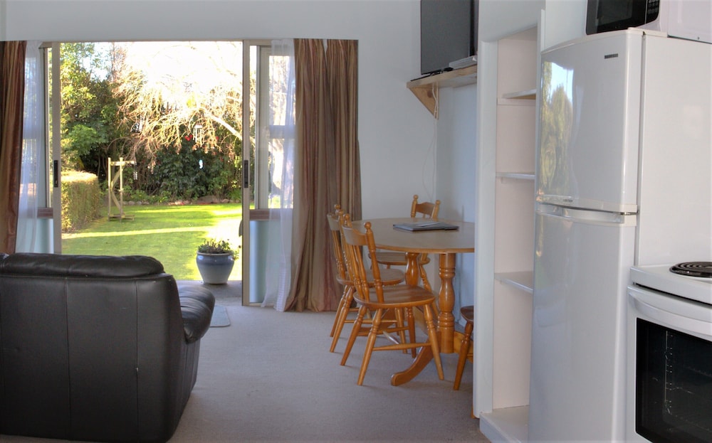 Economy Apartment, 2 Bedrooms, Kitchen photo 1
