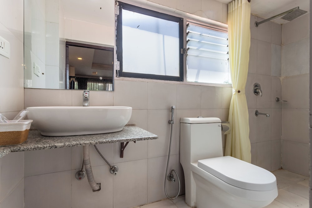 Deluxe Twin Room - Photo 3