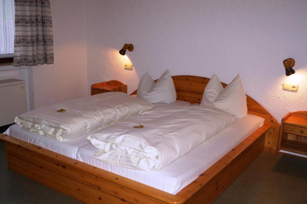 Basic House, 3 Bedrooms