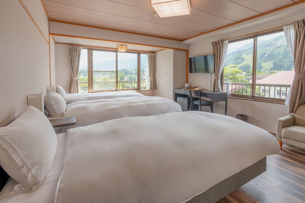 Deluxe Triple Room - Photo 2