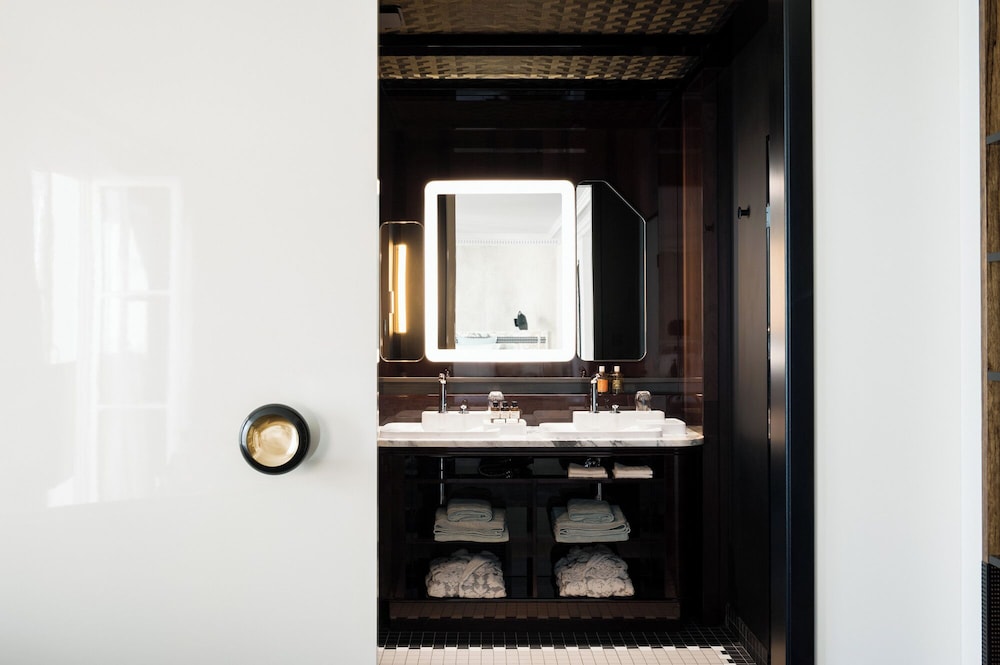 Chambre Deluxe (Balcony upon availability)