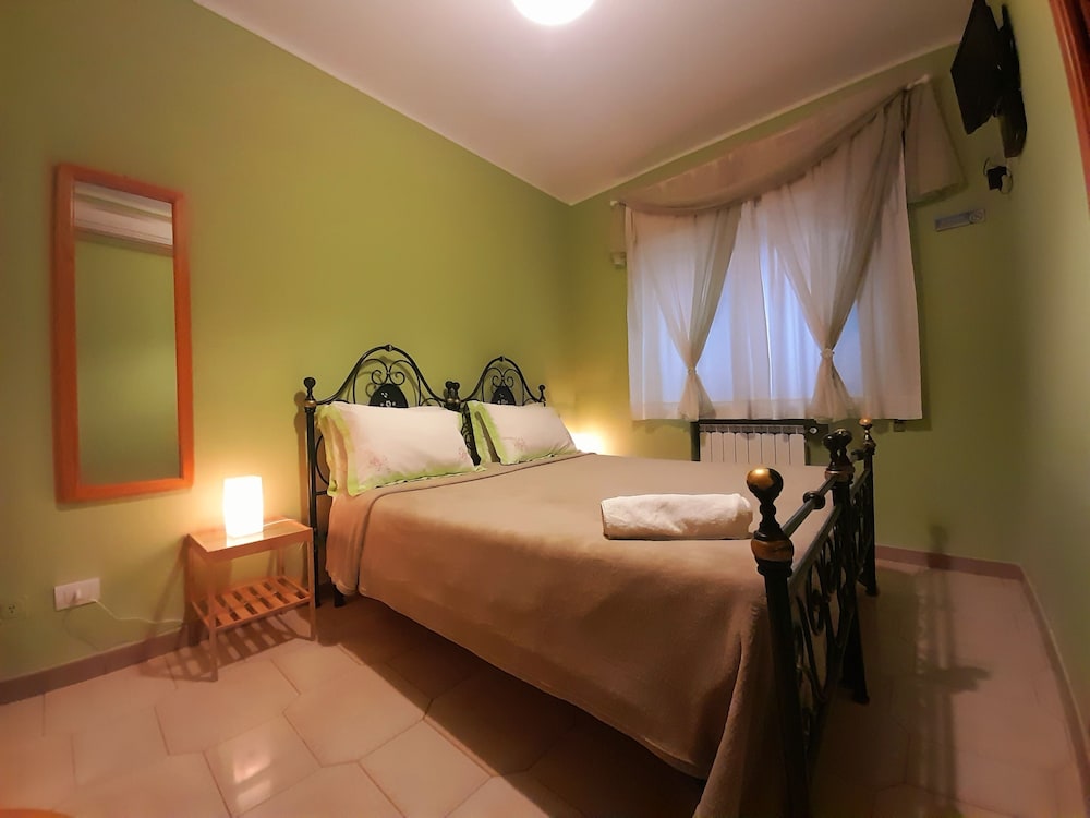 Standard Single Room, 2 Twin Beds