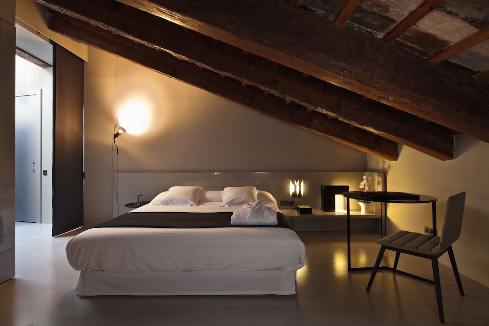 Superior Double Room - Photo 4