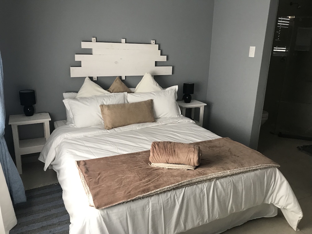 Standard Studio, 1 Double Bed with Sofa bed photo 1