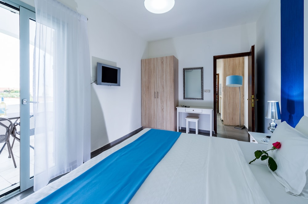 Superior Apartment, 1 Bedroom (for 4) - Photo 3