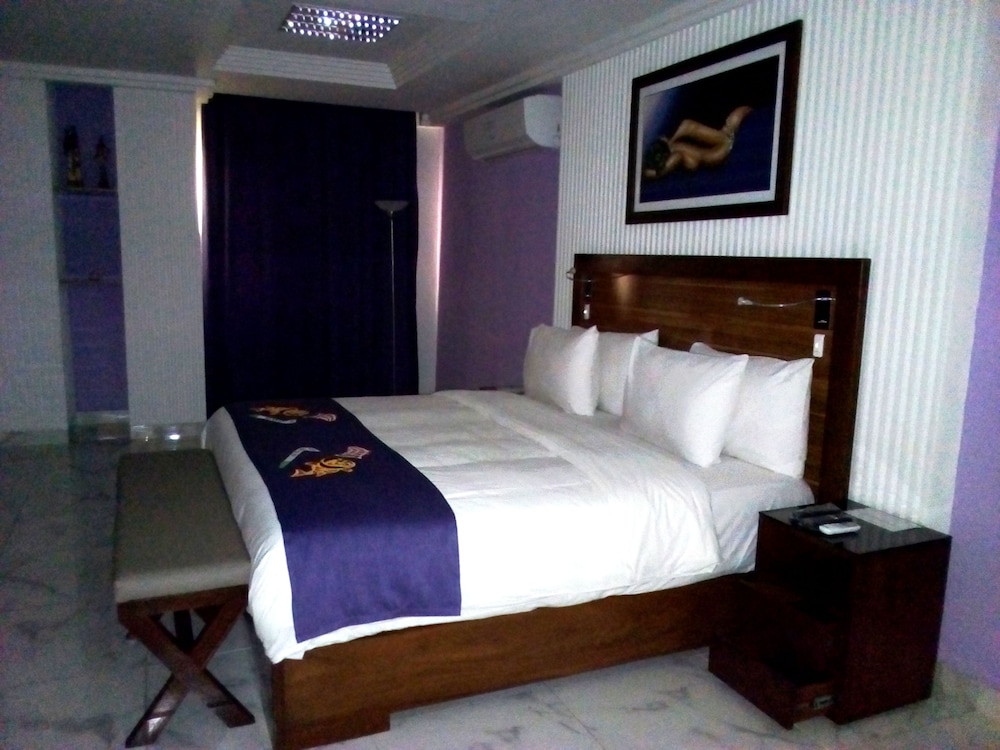 Standard Double Room, 1 Queen Bed, City View