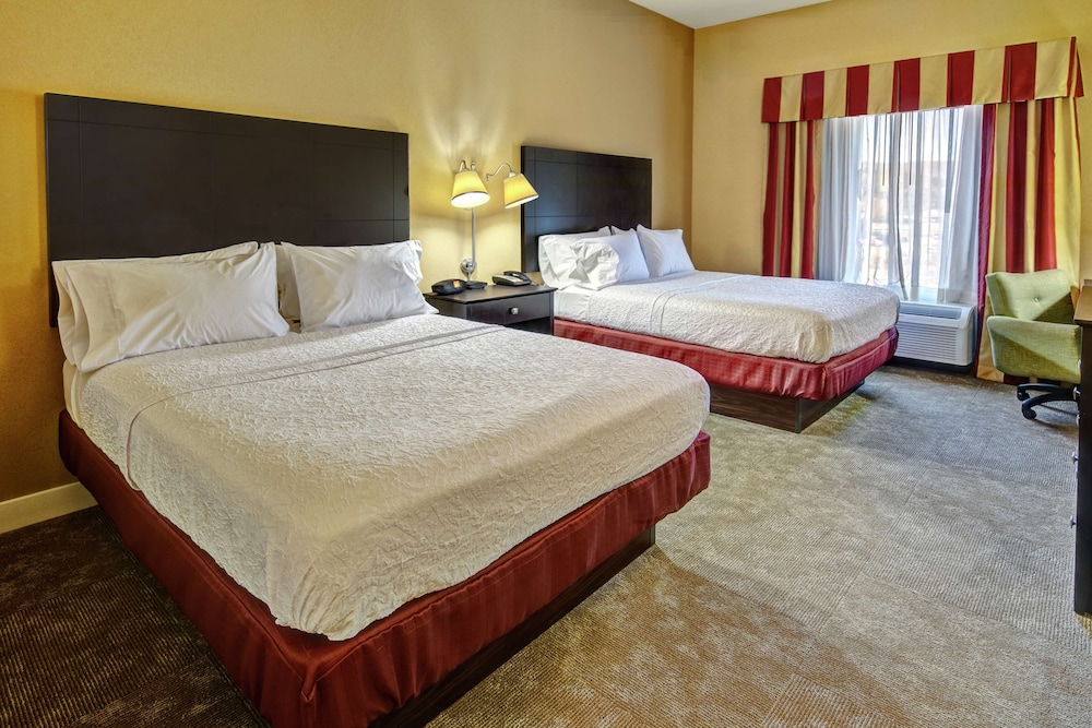Room, 2 Queen Beds, Accessible (Hearing) - Photo 2
