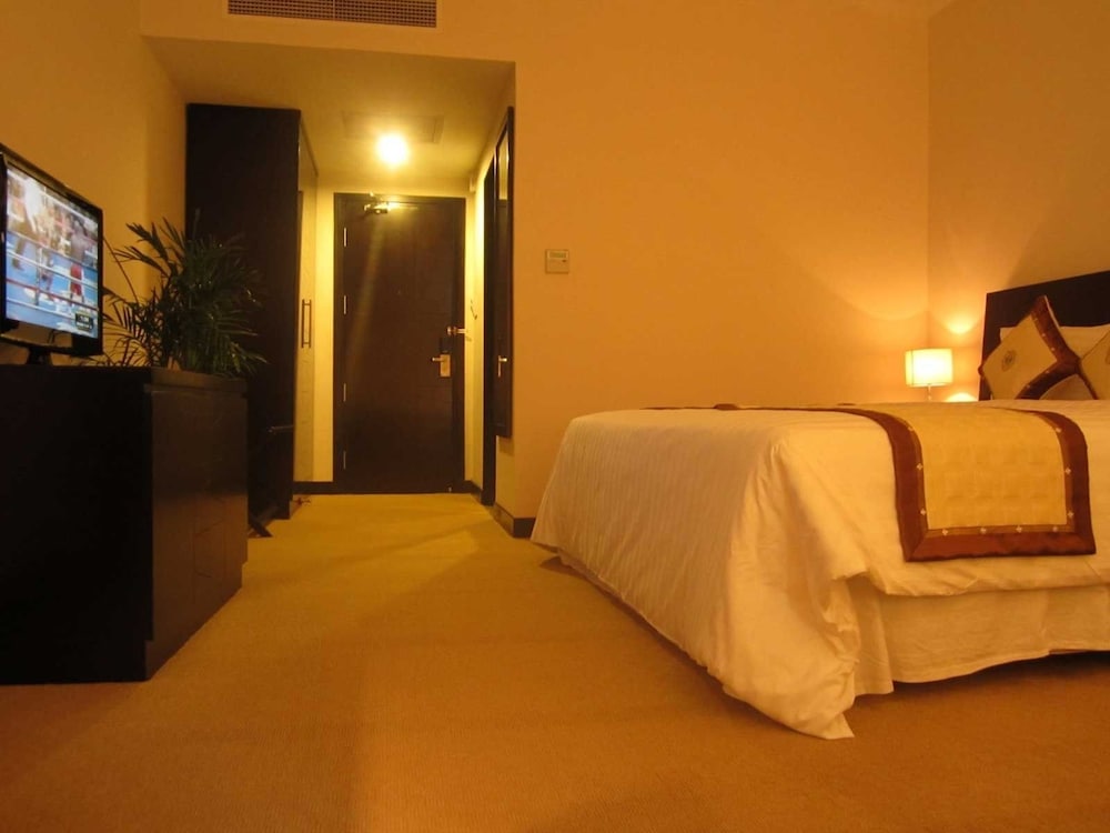 Superior Twin Room, City View photo 2
